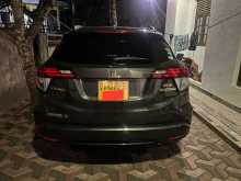 https://riyasewana.com/uploads/honda-vezel-102210044672.jpg