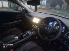 https://riyasewana.com/uploads/honda-vezel-1024126246.jpg