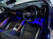 https://riyasewana.com/uploads/honda-vezel-10830406894.jpg
