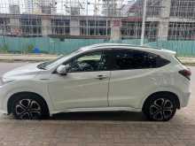 https://riyasewana.com/uploads/honda-vezel-108524022823.jpg
