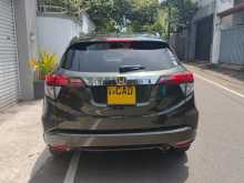 https://riyasewana.com/uploads/honda-vezel-1102501442.jpg