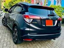 https://riyasewana.com/uploads/honda-vezel-11202014011.jpg