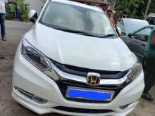 https://riyasewana.com/uploads/honda-vezel-112056374523.jpg
