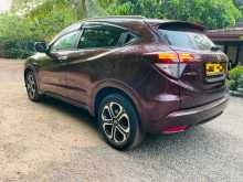 https://riyasewana.com/uploads/honda-vezel-112492122312.jpg