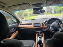 https://riyasewana.com/uploads/honda-vezel-1128396124.jpg