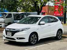 https://riyasewana.com/uploads/honda-vezel-11554154292.jpg