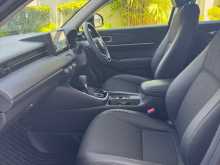 https://riyasewana.com/uploads/honda-vezel-12101940713.jpg