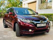https://riyasewana.com/uploads/honda-vezel-121209274942.jpg