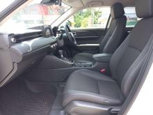 https://riyasewana.com/uploads/honda-vezel-12536346634.jpg