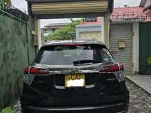 https://riyasewana.com/uploads/honda-vezel-12948524913.jpg