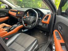 https://riyasewana.com/uploads/honda-vezel-131340196574.jpg