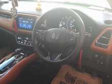 https://riyasewana.com/uploads/honda-vezel-13151135566.jpg