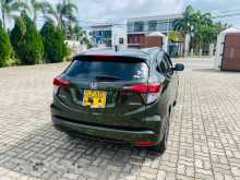 https://riyasewana.com/uploads/honda-vezel-14113020232.jpg