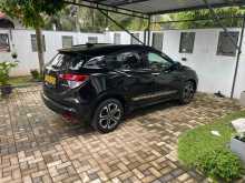 https://riyasewana.com/uploads/honda-vezel-1411401922852.jpg
