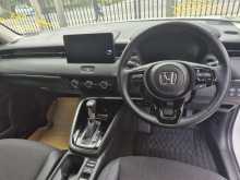 https://riyasewana.com/uploads/honda-vezel-141455434383.jpg
