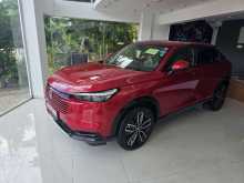 https://riyasewana.com/uploads/honda-vezel-141622264812.jpg