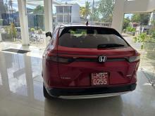 https://riyasewana.com/uploads/honda-vezel-141623096725.jpg