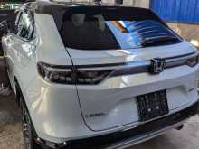https://riyasewana.com/uploads/honda-vezel-141749214543.jpg