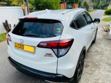 https://riyasewana.com/uploads/honda-vezel-1418494724151.jpg