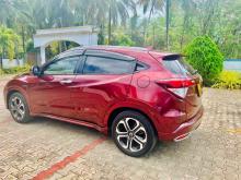 https://riyasewana.com/uploads/honda-vezel-14751486574.jpg