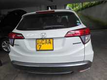 https://riyasewana.com/uploads/honda-vezel-15160815142.jpg