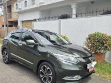 https://riyasewana.com/uploads/honda-vezel-161152126024.jpg