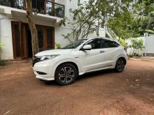 https://riyasewana.com/uploads/honda-vezel-161242516504.jpg