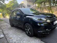 https://riyasewana.com/uploads/honda-vezel-16191323446.jpg