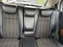 https://riyasewana.com/uploads/honda-vezel-168432117616.jpg