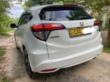 https://riyasewana.com/uploads/honda-vezel-171350154762.jpg