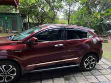 https://riyasewana.com/uploads/honda-vezel-17192536542.jpg
