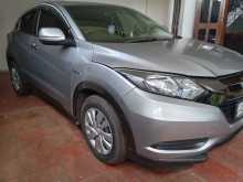 https://riyasewana.com/uploads/honda-vezel-1793001143.jpg