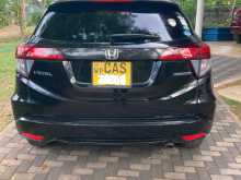 https://riyasewana.com/uploads/honda-vezel-18132743353.jpg