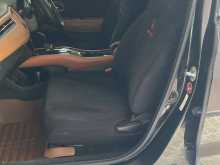 https://riyasewana.com/uploads/honda-vezel-18132743734.jpg