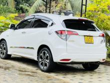 https://riyasewana.com/uploads/honda-vezel-1813360617745.jpg