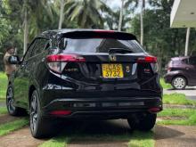 https://riyasewana.com/uploads/honda-vezel-181337466446.jpg