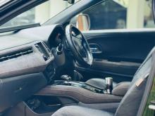 https://riyasewana.com/uploads/honda-vezel-181337466865.jpg