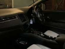 https://riyasewana.com/uploads/honda-vezel-181638304462.jpg