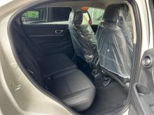 https://riyasewana.com/uploads/honda-vezel-1816545210675.jpg