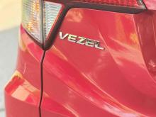 https://riyasewana.com/uploads/honda-vezel-1816550324982.jpg