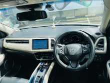 https://riyasewana.com/uploads/honda-vezel-19104106814.jpg