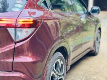 https://riyasewana.com/uploads/honda-vezel-1914223917856.jpg