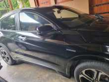 https://riyasewana.com/uploads/honda-vezel-19173724444.jpg