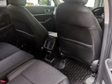 https://riyasewana.com/uploads/honda-vezel-1918231317916.jpg