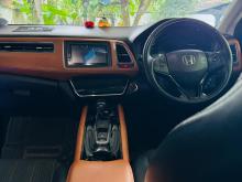 https://riyasewana.com/uploads/honda-vezel-197334917744.jpg