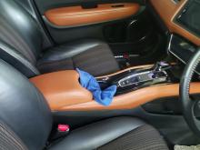 https://riyasewana.com/uploads/honda-vezel-197335017795.jpg