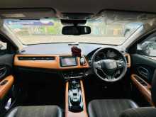 https://riyasewana.com/uploads/honda-vezel-198154622772.jpg