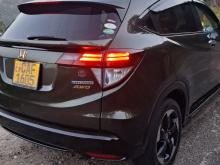 https://riyasewana.com/uploads/honda-vezel-198370417236.jpg