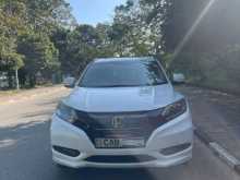 https://riyasewana.com/uploads/honda-vezel-201203064612.jpg