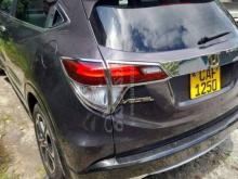 https://riyasewana.com/uploads/honda-vezel-2013-201124291233414.jpg